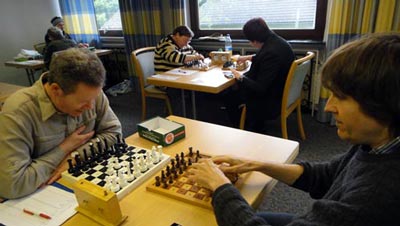 Bischoff gegen Dobierzin