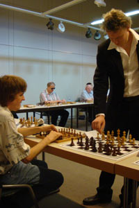 Gustafsson an Brett von Bischoff